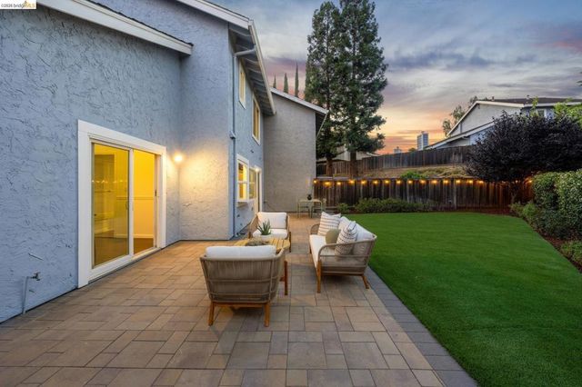 2253 Freshwater Court, Martinez, CA 94553