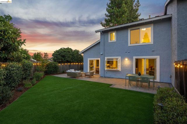 2253 Freshwater Court, Martinez, CA 94553