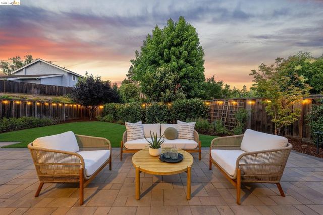 2253 Freshwater Court, Martinez, CA 94553