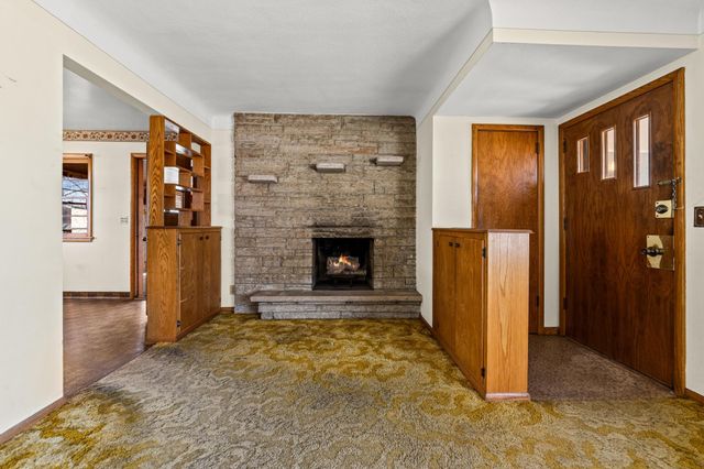 4243 Douglas Drive N, Crystal, MN 55422