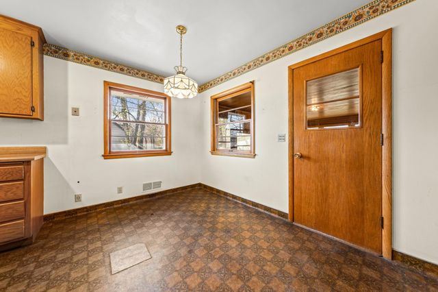 4243 Douglas Drive N, Crystal, MN 55422