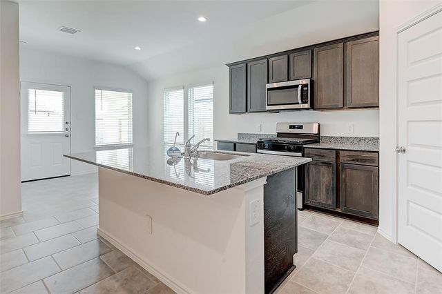 7502 Cynomys Court, Rosharon, TX 77583