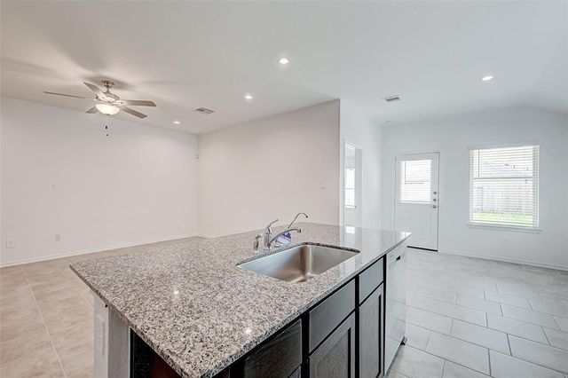 7502 Cynomys Court, Rosharon, TX 77583