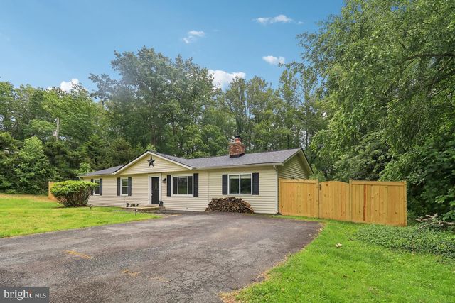 12 TURNER DR, Stafford, VA 22556