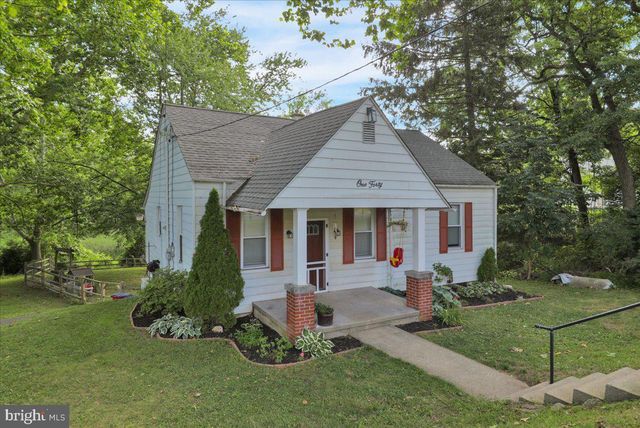 140 PENNWYN PL, Reading, PA 19607