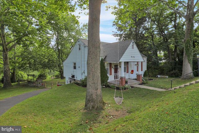 140 PENNWYN PL, Reading, PA 19607