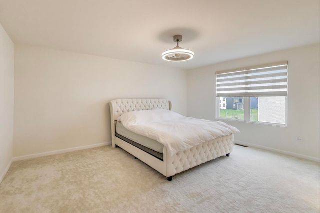 3374 Sage Circle, Mundelein, IL 60060