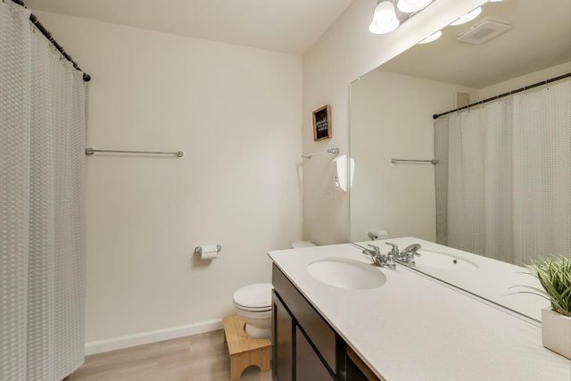 3374 Sage Circle, Mundelein, IL 60060