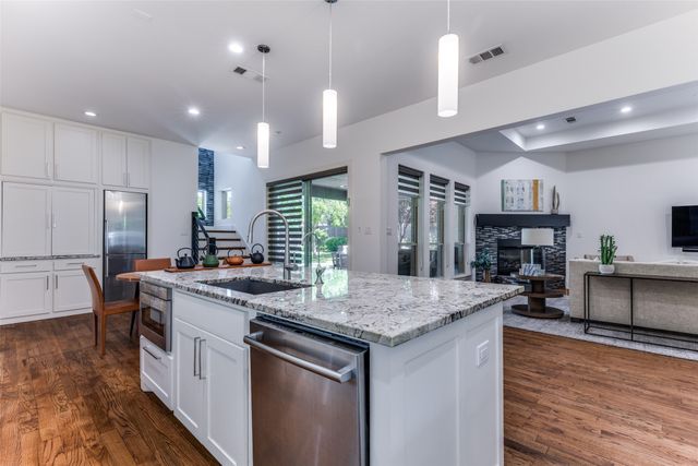 3755 Northview Lane, Dallas, TX 75229