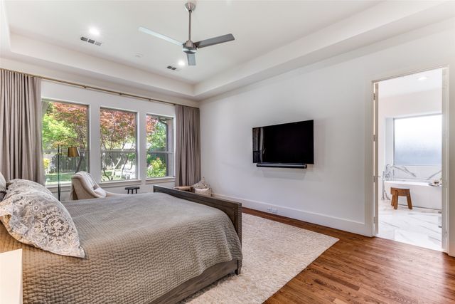 3755 Northview Lane, Dallas, TX 75229