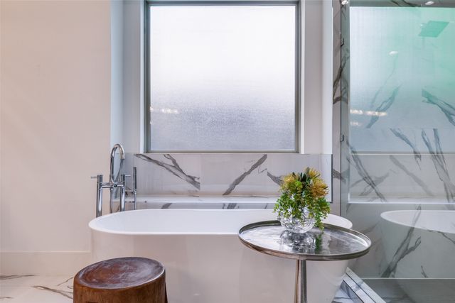 3755 Northview Lane, Dallas, TX 75229