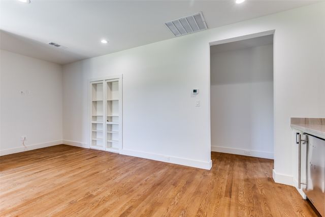 3755 Northview Lane, Dallas, TX 75229