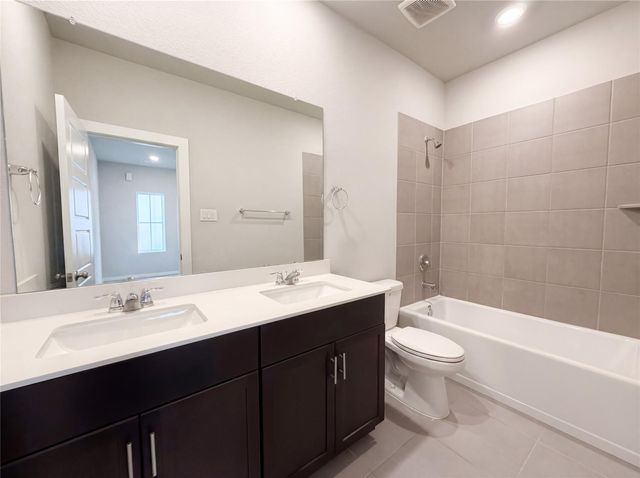 14707 Silent Gulf Avenue, Houston, TX 77082