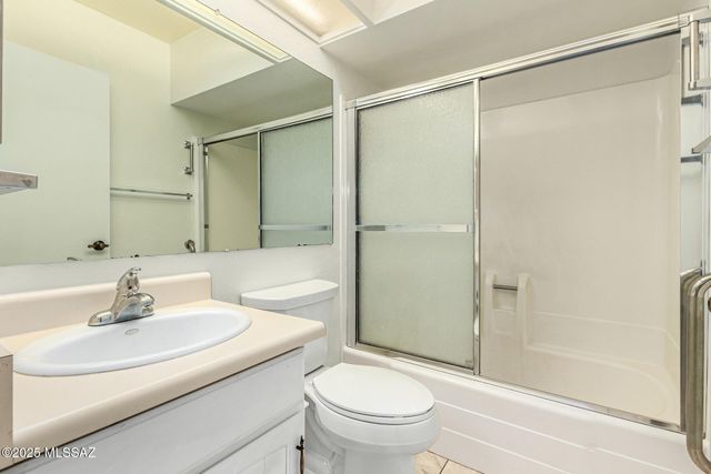 1520 S Abrego Drive, Green Valley, AZ 85614