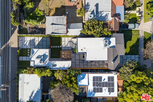 2931 S Bronson Avenue, Los Angeles, CA 90018