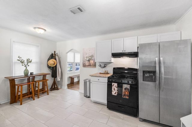 123 Jefferson, Benton, AR 72015