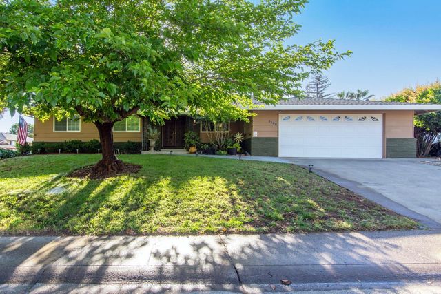 5166 Kipp Way, Carmichael, CA 95608