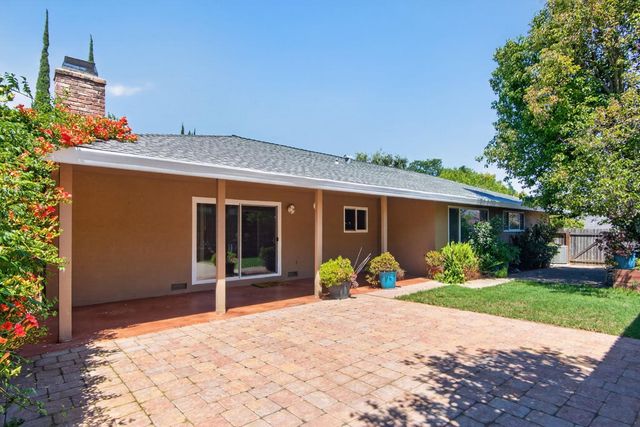 5166 Kipp Way, Carmichael, CA 95608