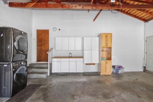 5166 Kipp Way, Carmichael, CA 95608
