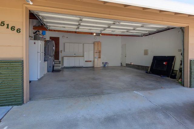 5166 Kipp Way, Carmichael, CA 95608