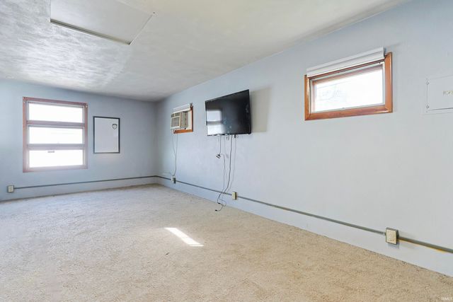 104 S Tuxedo Drive, South Bend, IN 46615