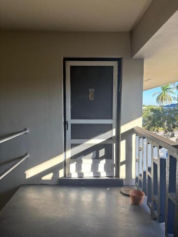 1150 E Sample Road E 312, Pompano Beach, FL 33064