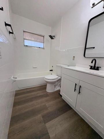 1150 E Sample Road E 312, Pompano Beach, FL 33064