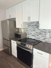 23294 Orange Avenue 1, Lake Forest (el Toro), CA 92630