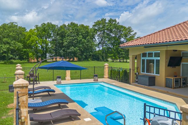 1839 Highway 99, Chapel Hill, TN 37034