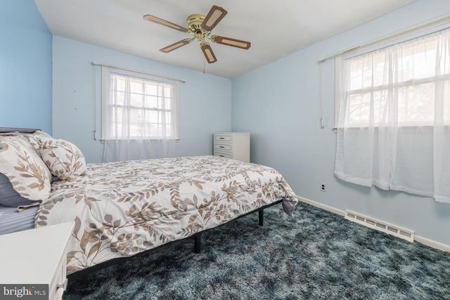 19 FAIRMOUNT DR, Glassboro, NJ 08028