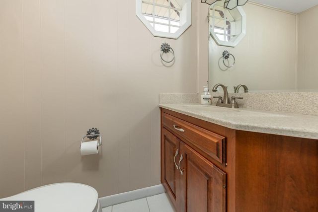 19 FAIRMOUNT DR, Glassboro, NJ 08028