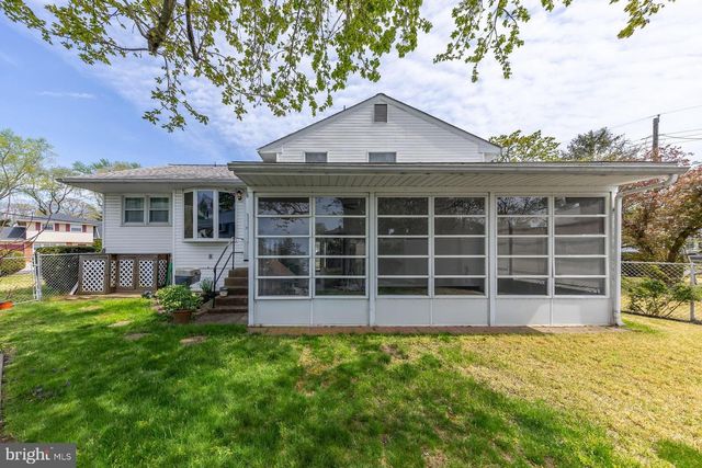 19 FAIRMOUNT DR, Glassboro, NJ 08028