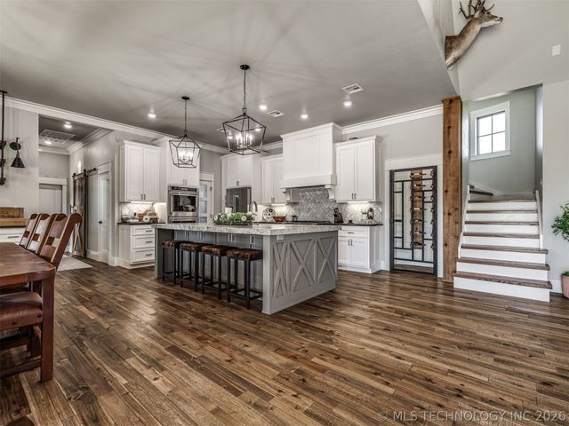 902 Summit Ridge, Mcalester, OK 74501