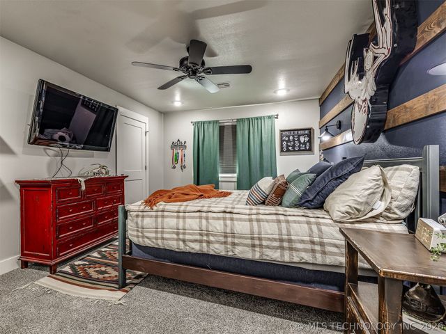 902 Summit Ridge, Mcalester, OK 74501