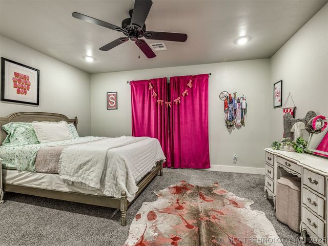 902 Summit Ridge, Mcalester, OK 74501