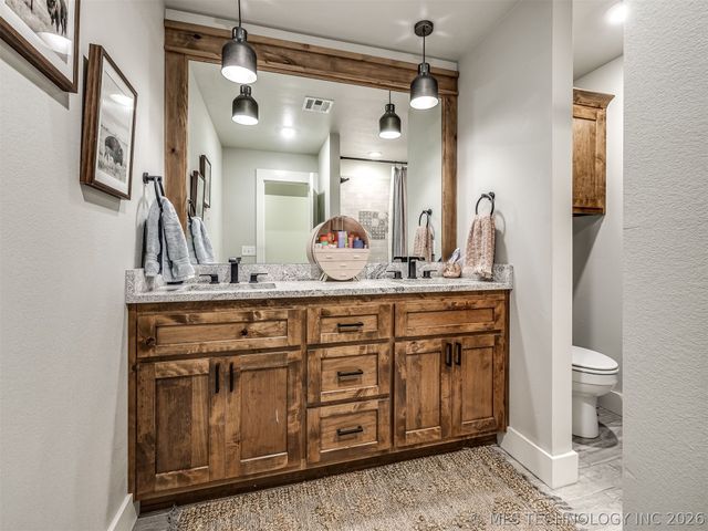 902 Summit Ridge, Mcalester, OK 74501