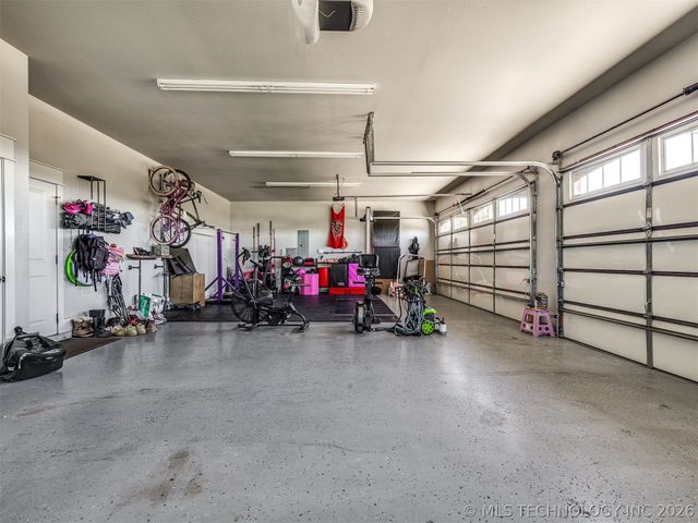 902 Summit Ridge, Mcalester, OK 74501