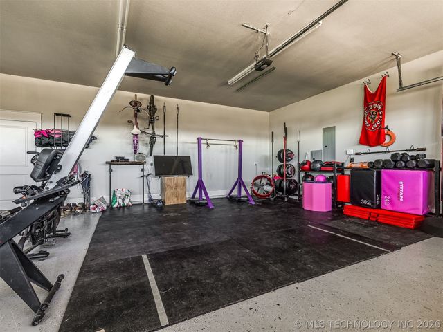 902 Summit Ridge, Mcalester, OK 74501