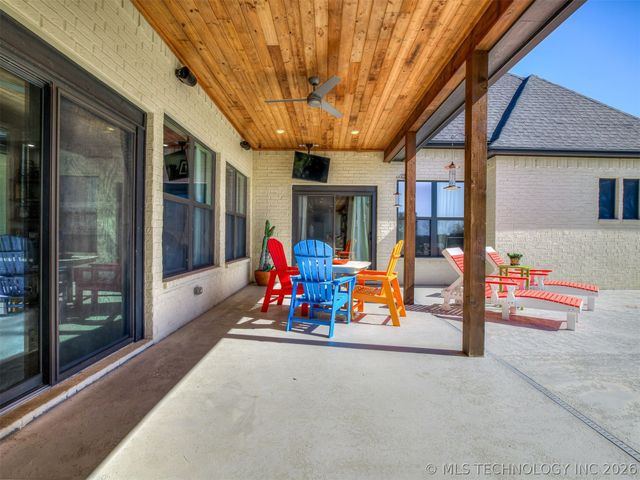 902 Summit Ridge, Mcalester, OK 74501