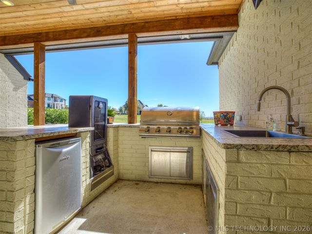 902 Summit Ridge, Mcalester, OK 74501