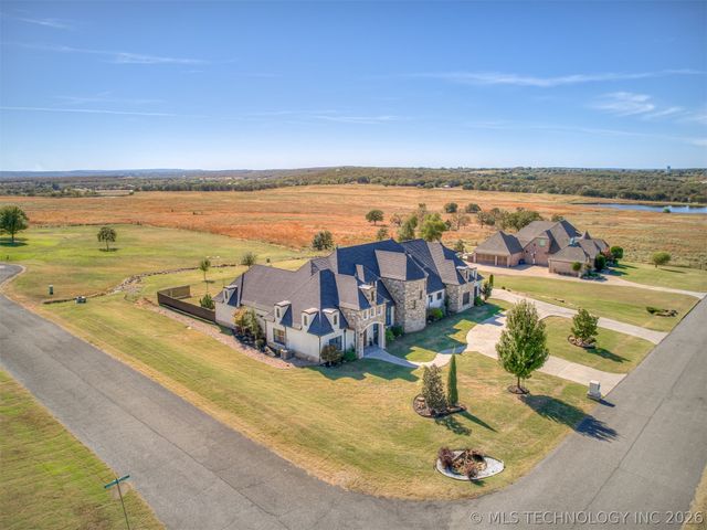 902 Summit Ridge, Mcalester, OK 74501