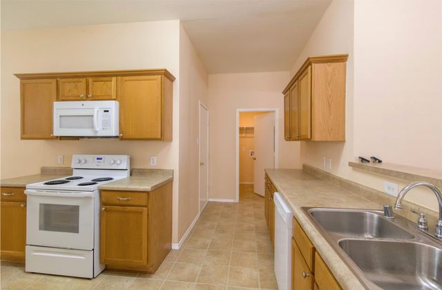 1824 Heron Drive, Aubrey, TX 76227