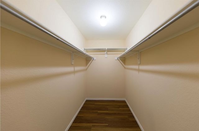 1824 Heron Drive, Aubrey, TX 76227