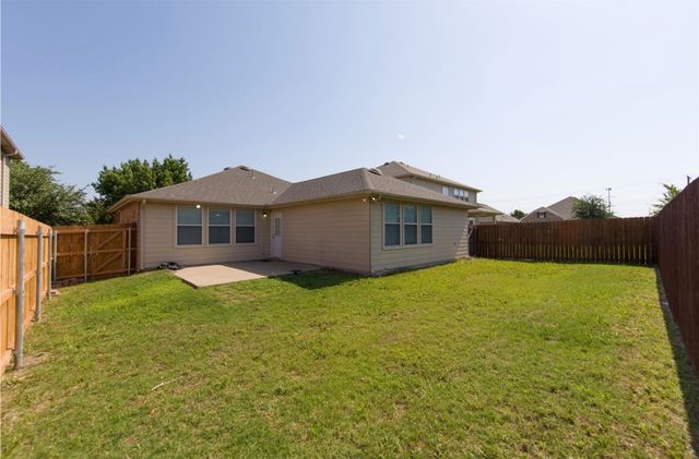 1824 Heron Drive, Aubrey, TX 76227