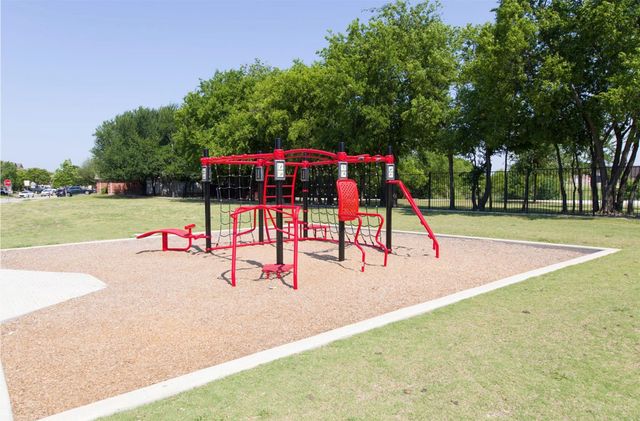 1824 Heron Drive, Aubrey, TX 76227