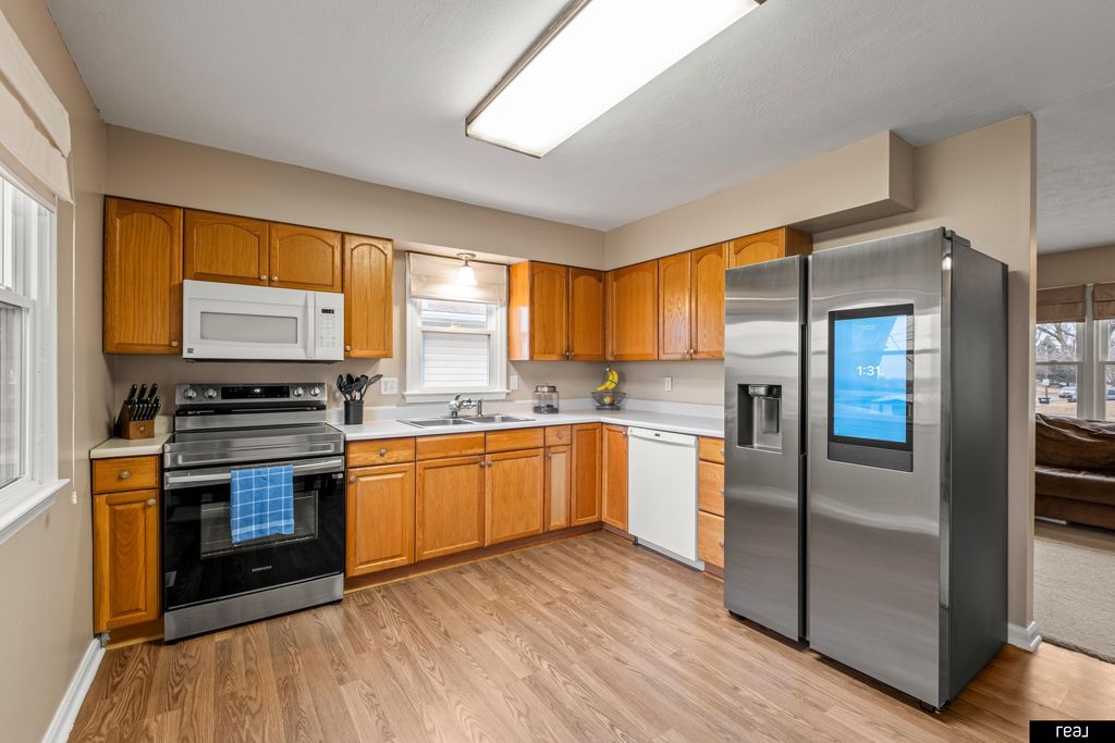 6921 Ogden Street, Omaha, NE 68104