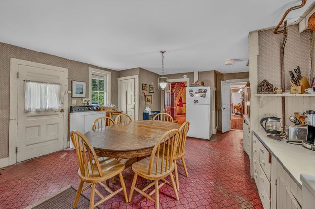 166 Main Street, New Hampton, NH 03256
