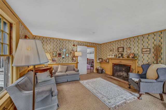 166 Main Street, New Hampton, NH 03256