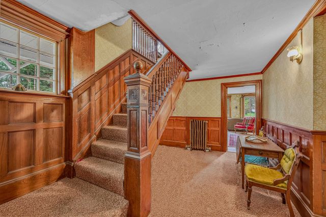 166 Main Street, New Hampton, NH 03256