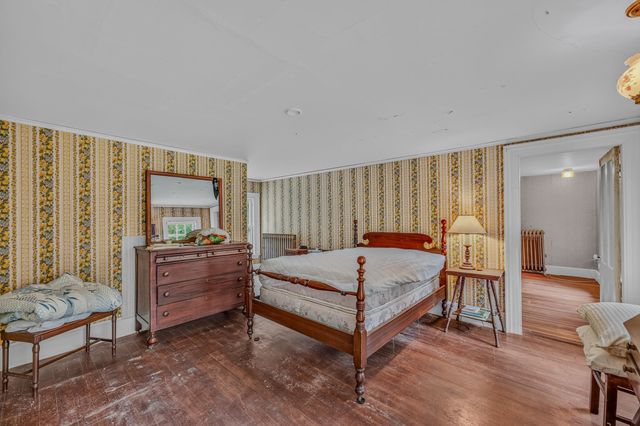 166 Main Street, New Hampton, NH 03256